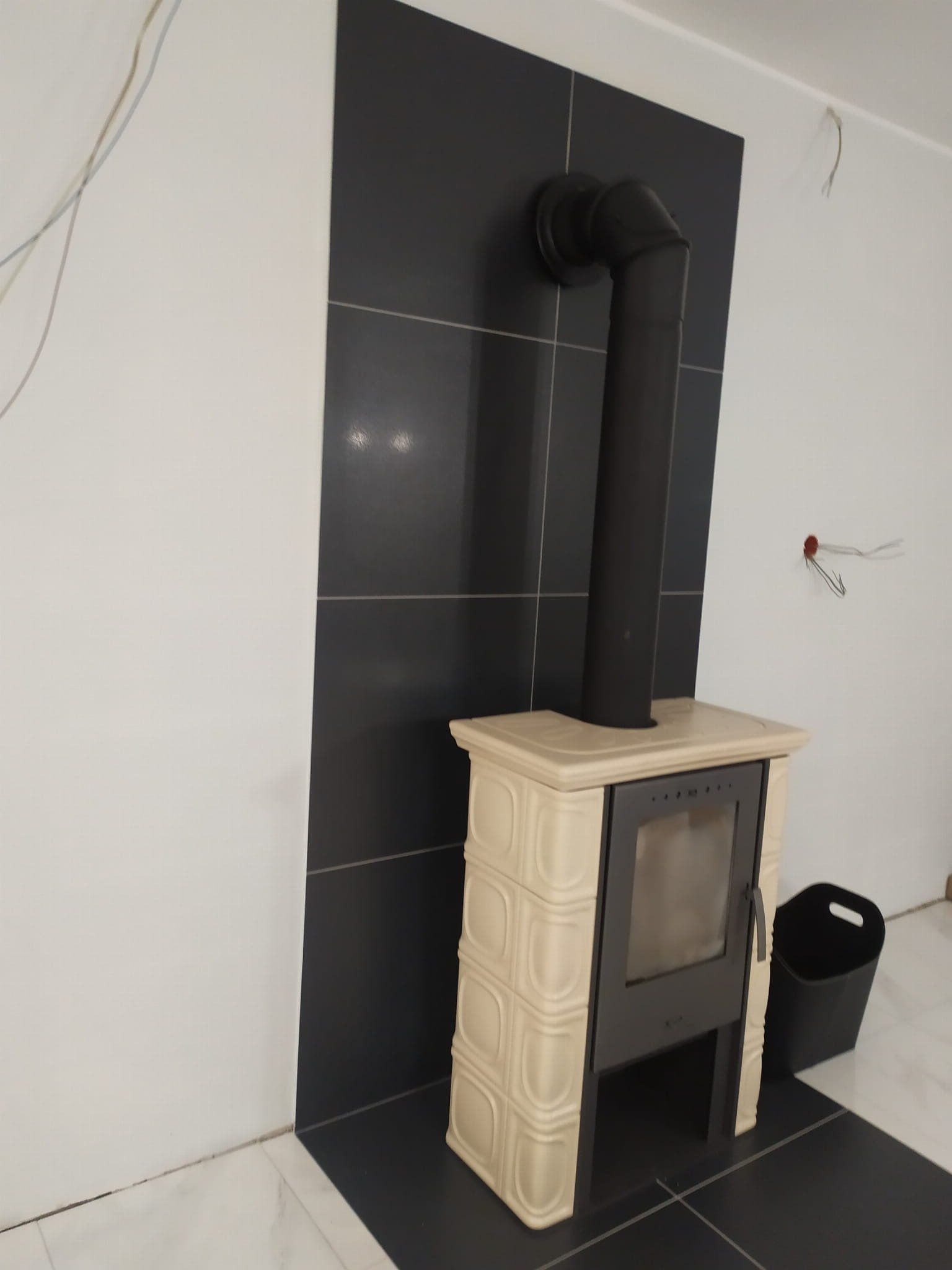 Koklinis židinys FLAMA ELDUR EKO (6 kW) Medaus