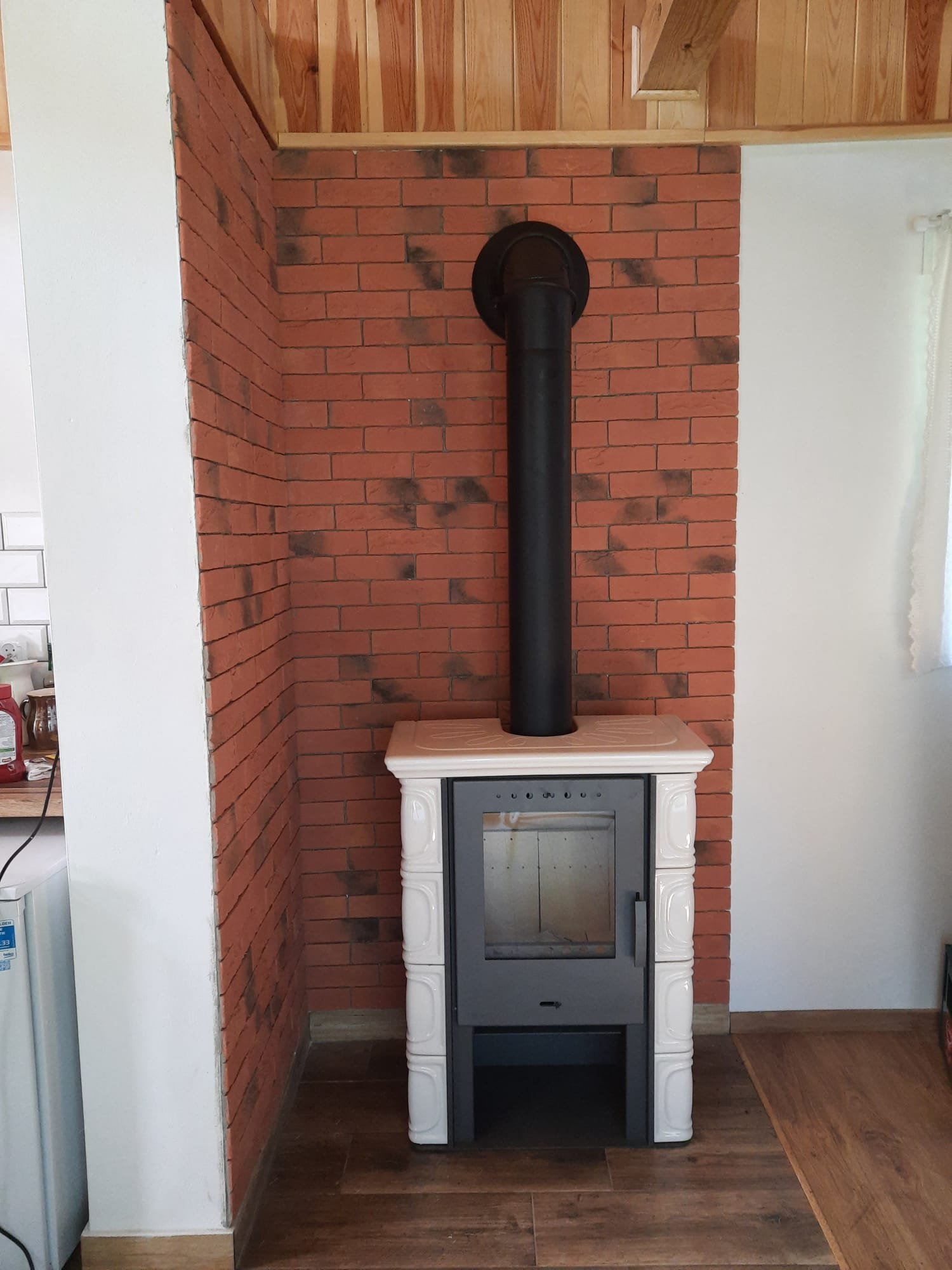Koklinis židinys FLAMA ELDUR EKO (6 kW) Medaus