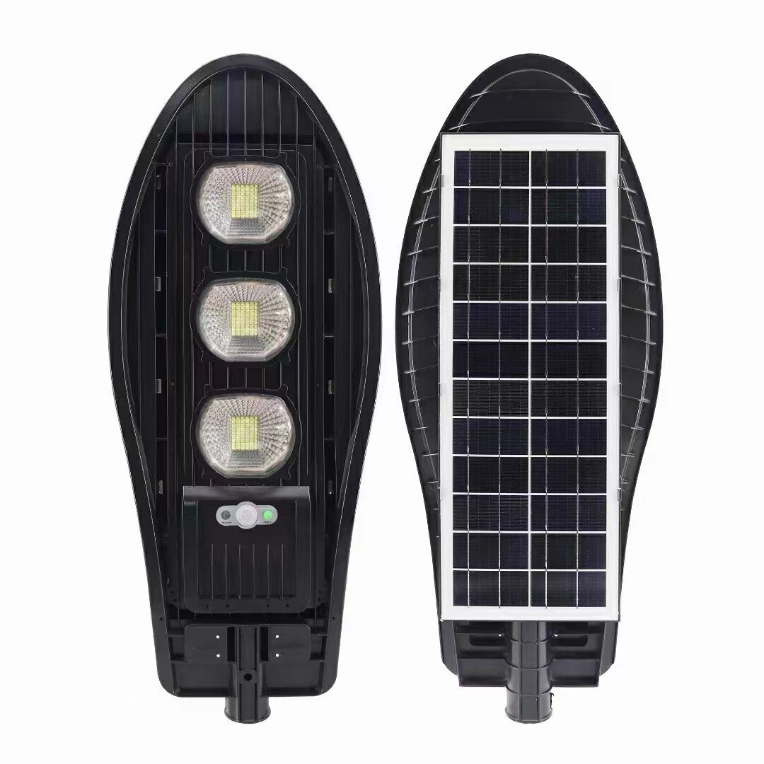 Gatvės šviestuvas su saulės baterija 150W ir laikikliu