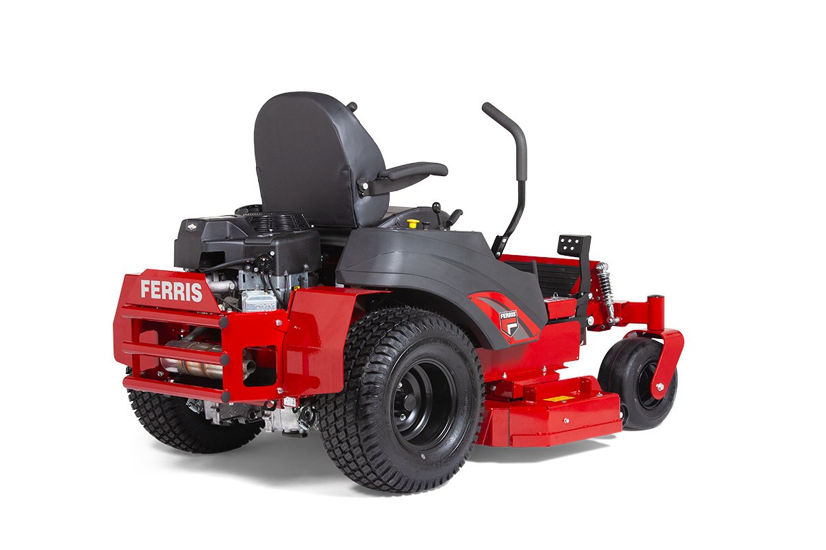 Nulinio apsisukimo vejos traktorius Ferris 500S pjovimo agregatas 122cm